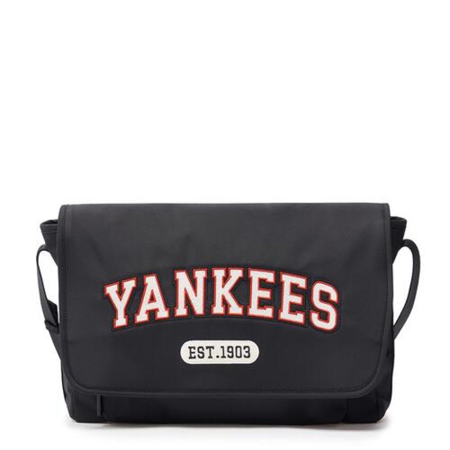 Bag MLB korea | Varsity Nylon Messenger Bag New York Yankees