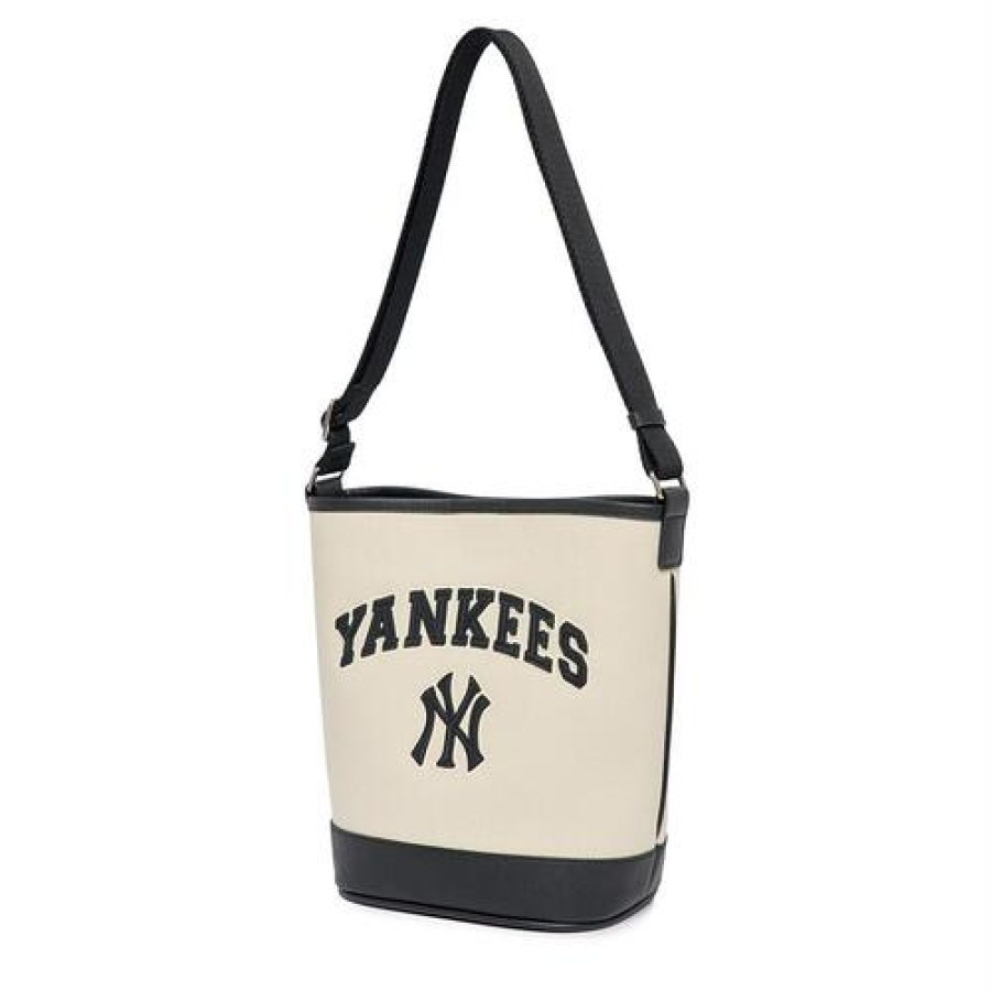 Bag MLB korea | Varsity Basic Canvas Bucket Bag New York Yankees